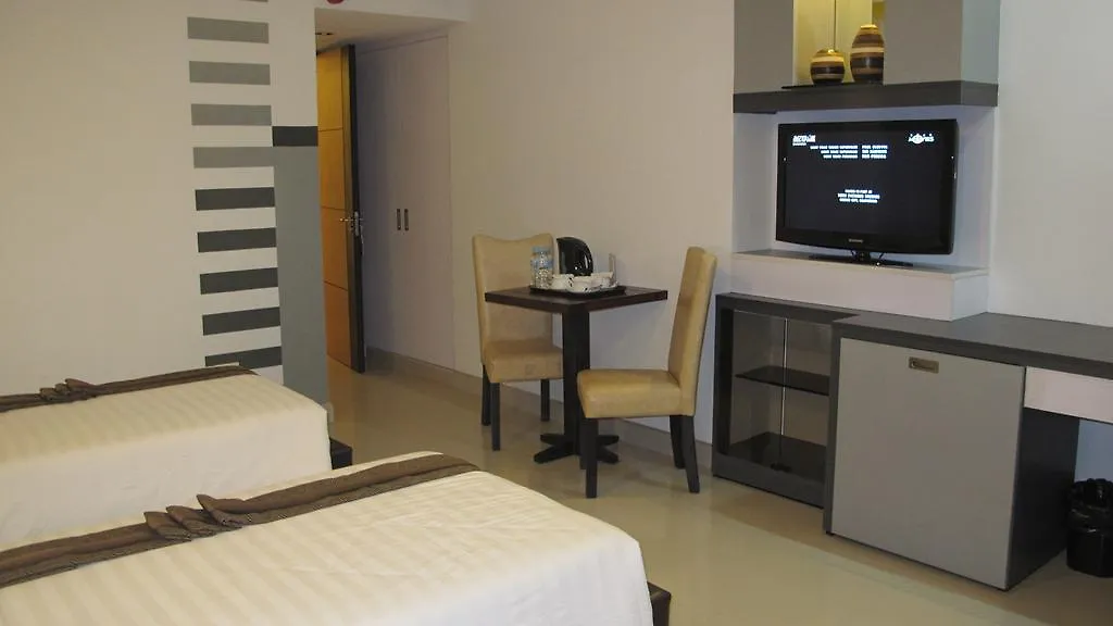 The Metropolis Suites Davao 3*,  Philippines