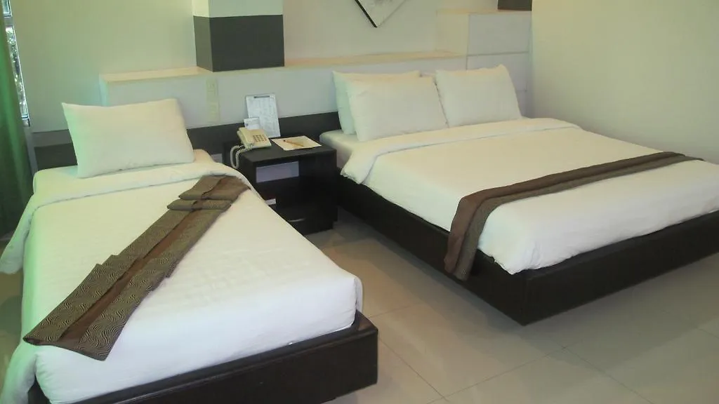 The Metropolis Suites Davao 3*,