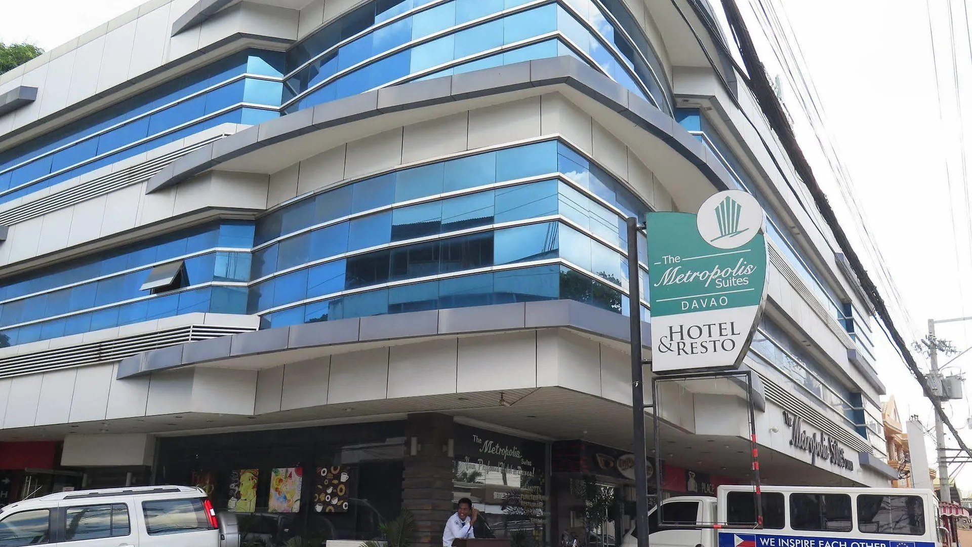 Hotel The Metropolis Suites Davao